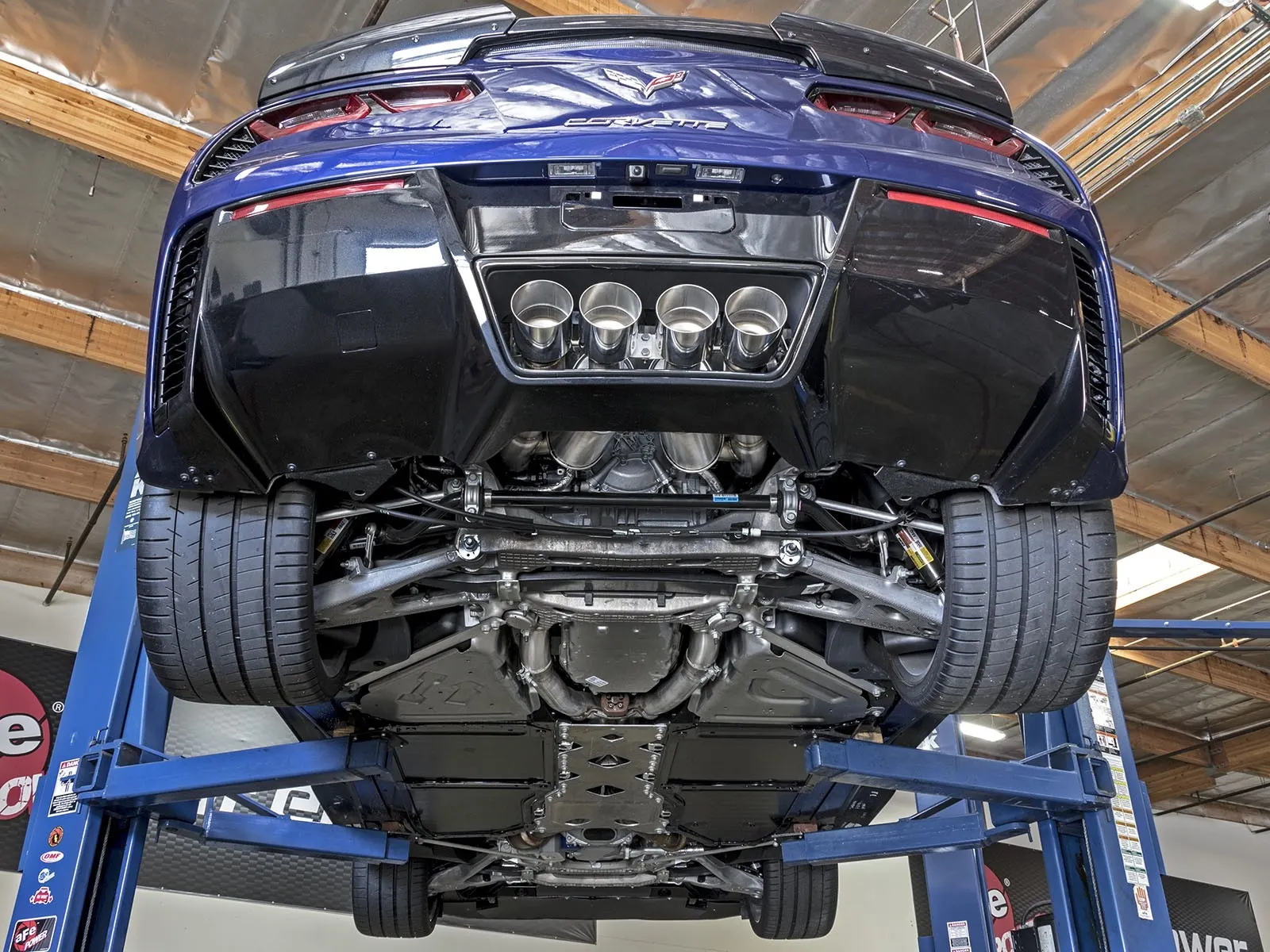 Układ Wydechowy MACH Force-Xp 3 IN to 2-1/2 IN 304 Stainless Steel Axle-Back Exhaust System | Chevrolet Corvette C | 6.2 | 2014-2019 - obrazek 7