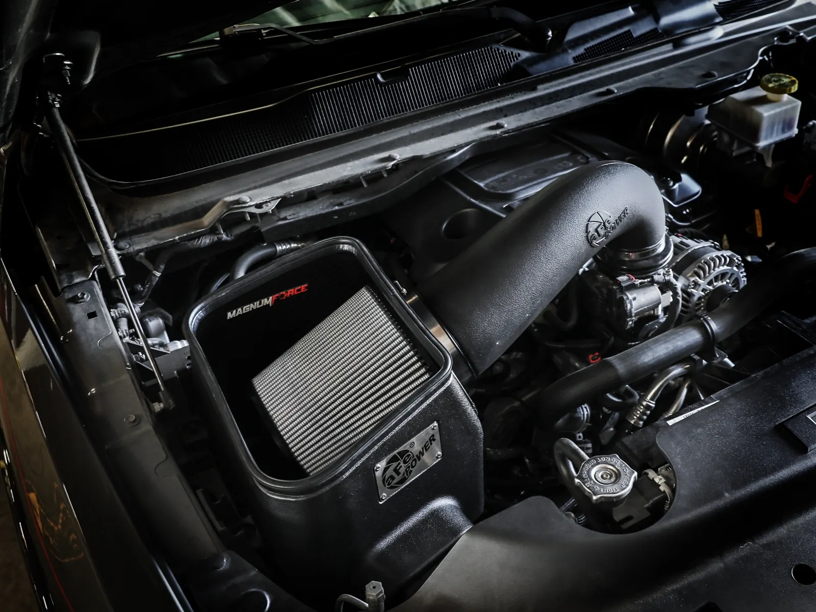 Układ dolotowy Suchy aFe Momentum GT Cold Air Intake System w/Pro DRY S Filter Media | RAM DT | 5.7 | 2019-2024 - obrazek 8