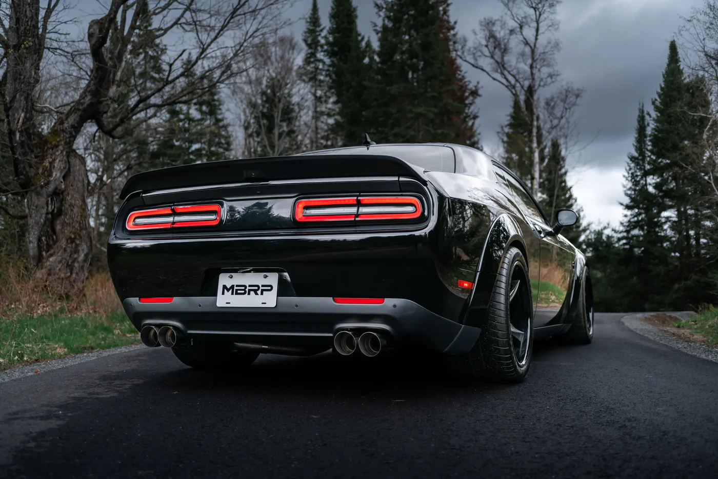 Układ wydechowy MBRP Armor Lite Cat-Back Race (S7114AL) Dodge Challenger 5.7L / 6.4L / 6.2L – Quad Tips - obrazek 3